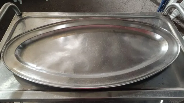 2 Vassoi Ovali in Acciaio Inox per Ristorazione