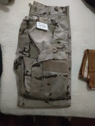 Traje árido mimetizado Talla S