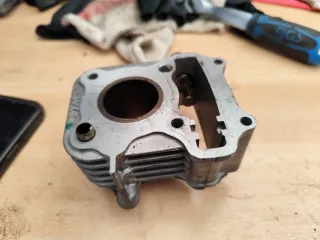 Cilindro SYM Symphony / Peugeot Tweet 50