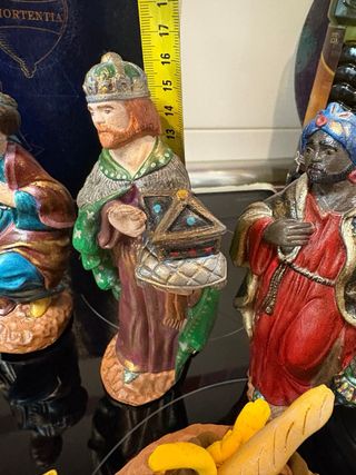 Nacimiento pintado a mano