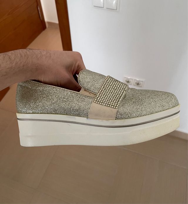 Zapatos North Star dorados/plateados