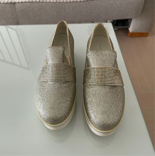 Zapatos North Star dorados/plateados