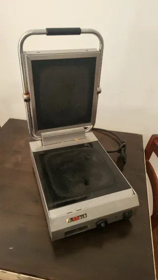 Plancha industrial Artech usada
