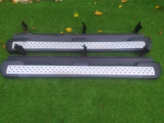 Estriberas originales Mitsubishi montero V60 largo