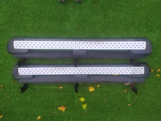 Estriberas originales Mitsubishi montero V60 largo