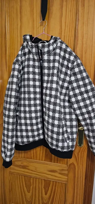 Chaqueta cuadros blanco y negro