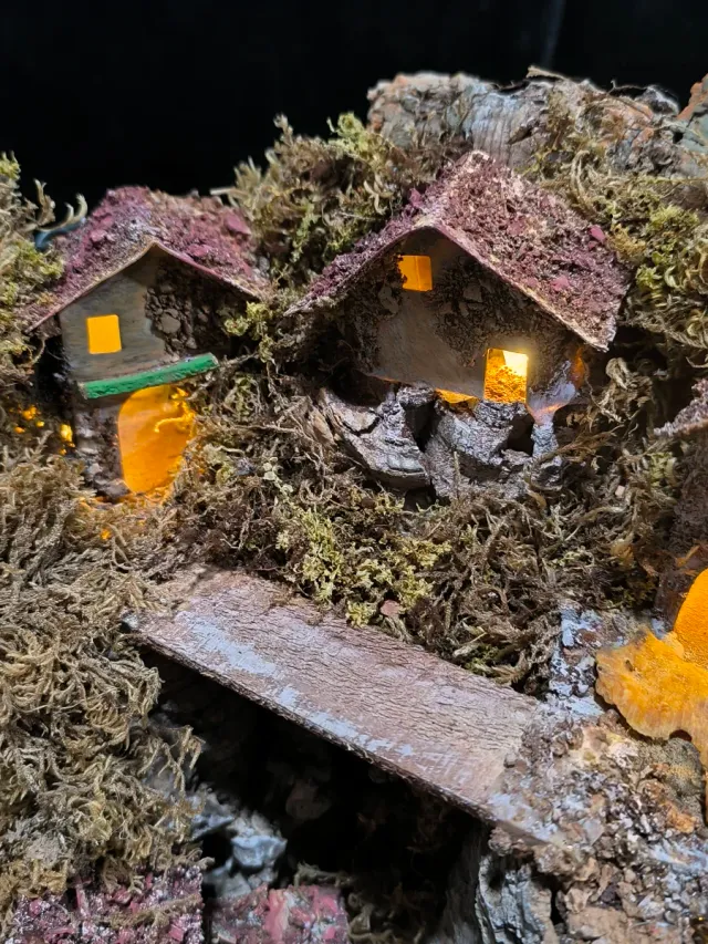 Pueblo grande para belenes con luz