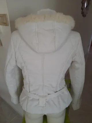 Piumino donna bianco con cappuccio