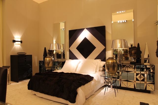 Credenza con specchio blu e argento