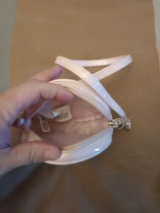 Bolso redondo Hello Kitty rosa Dispongo de 2