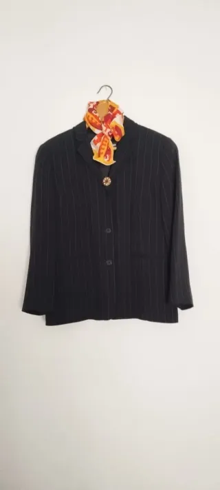 Chaqueta El Corte Inglés Negra con Pañuelo