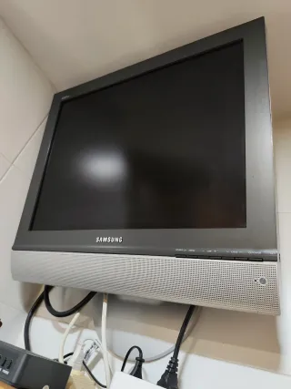 Televisor Samsung LW20M21C