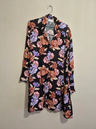 Vestido camisero estampado floral