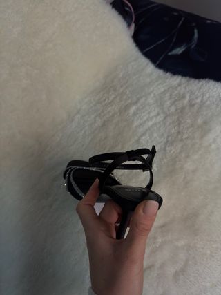 Tacones Mango negros con pedrería