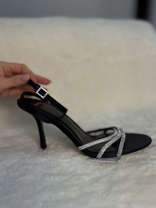 Tacones Mango negros con pedrería