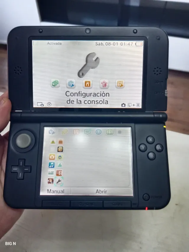 Nintendo 3DS XL+cargador y lapiz