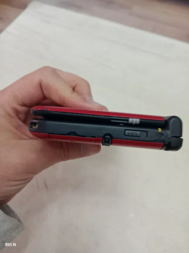 Nintendo 3DS XL+cargador y lapiz