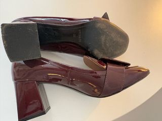 Zapatos charol hebilla burdeos talla 39