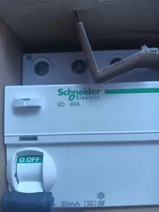 Schneider Electric Acti9 iID 4P 40A 30mA A-SI 700€