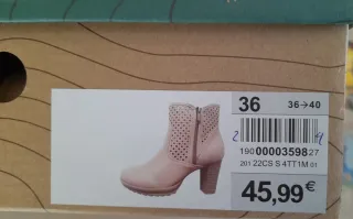 Botines marrón clarito asi como beig