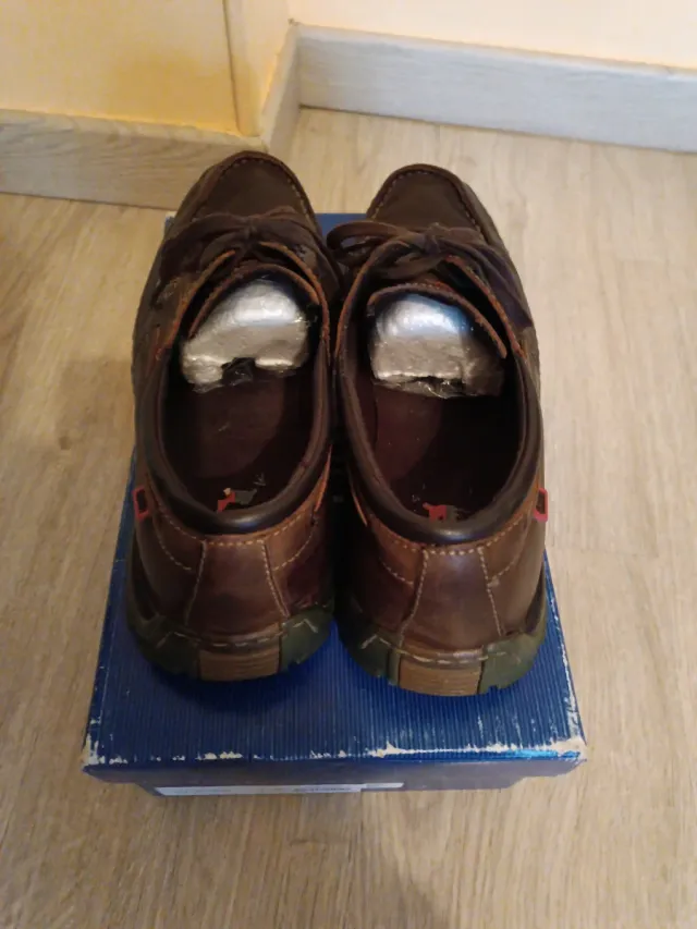 Zapatos de piel Dustin talla 44.