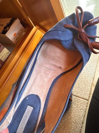 Zapatos Uterqüe azul y marrón talla 39