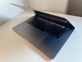 MacBook Pro Retina 16”