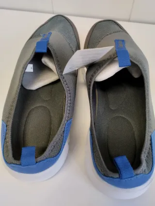 2 Pares  Deportivas 'zuecos' Hombre 42'5