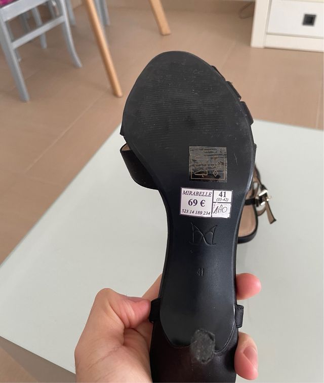 Sandalias André Negras Talla 41