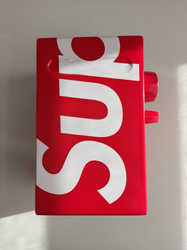 Radio Tivoli PAL BT Roja