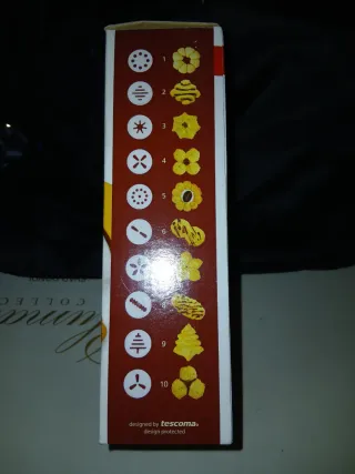 Sparabiscotti Tescoma Delicia