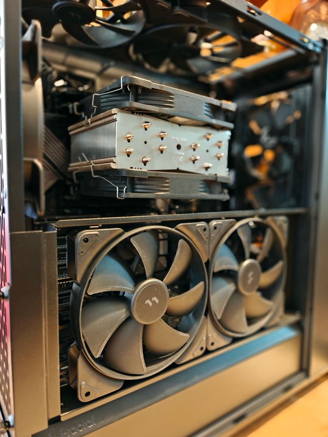 Workstation AMD Threadripper 128GB RAM 1TB M.2