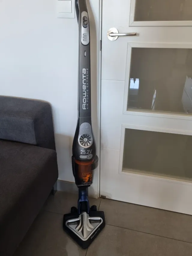Aspirapolvere Rowenta Air Force 25.2V
