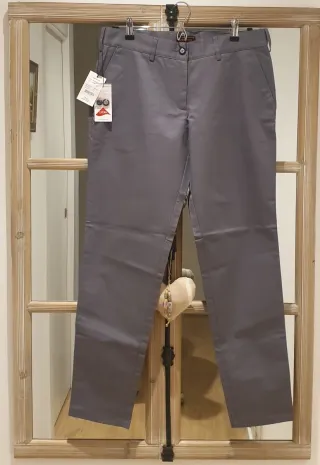 Pantalón gris