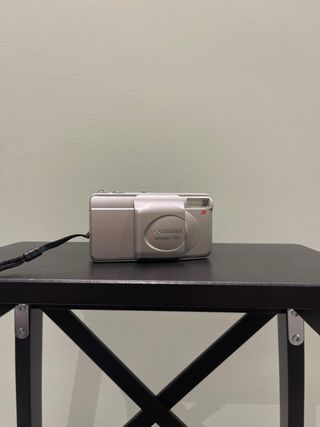 Olympus Superzoom 70G fotocamera a rullino