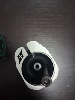 Abrazadera para patinete