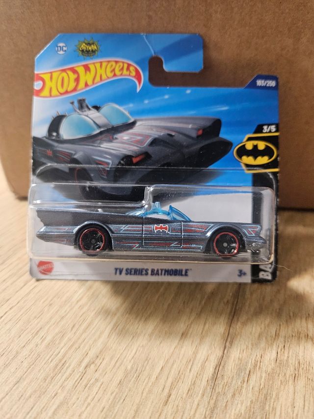 Hot Wheels TV Series Batmobile 103/250