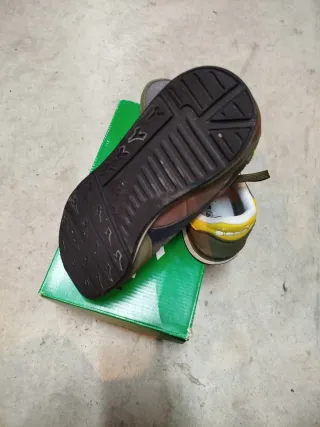 Zapatillas Diadora grises y verde oliva