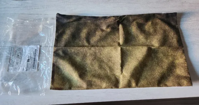Funda cojín 30x50 cm verde y dorado