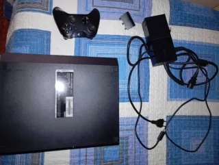 Consola Xbox One Negra con Mando