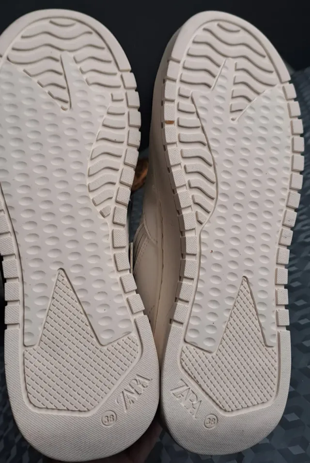 Zapatillas niño Zara Talla 38