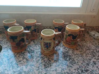 Set di 7 tazze in porcellana con design streghe