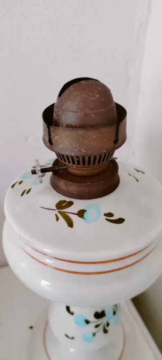 Lampada a olio vintage decorata