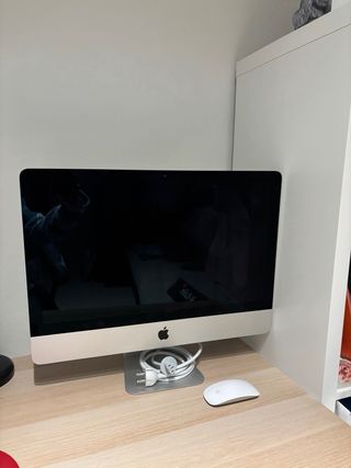iMac 21.5 2017 Intel Core i5 8GB RAM 1 TB HDD