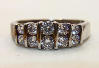 Magnifico anello argento pavé zirconi