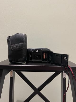 Macchina fotografica Yashica Zoomate 70