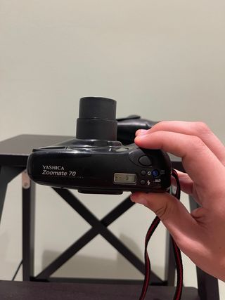 Macchina fotografica Yashica Zoomate 70