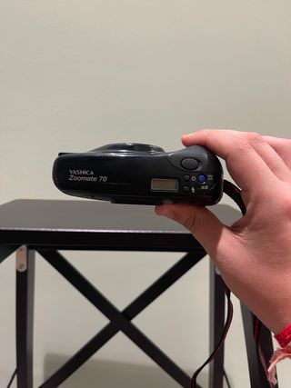 Macchina fotografica Yashica Zoomate 70