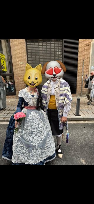 Traje de Fallera Siglo XVIII Azul y plata.