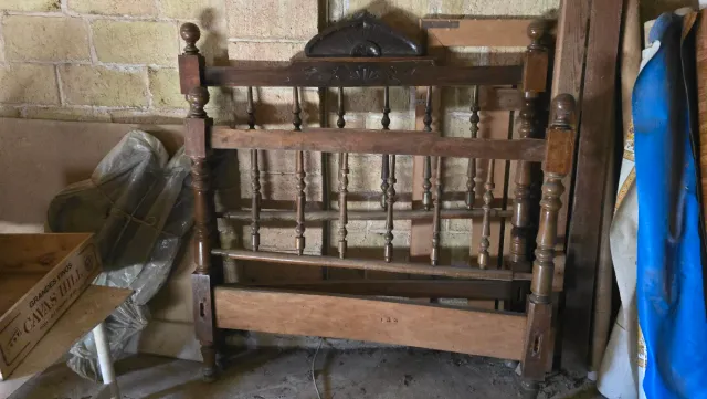 Cabezal y pies de cama de madera